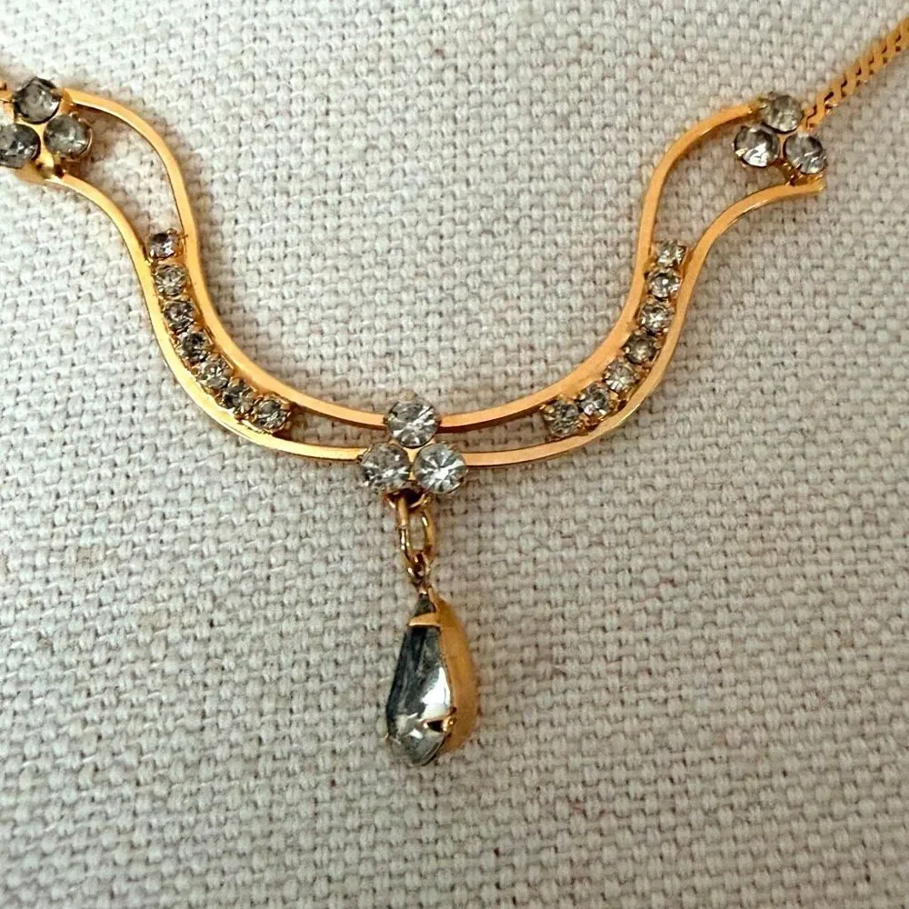 Vintage Gold Rhinestone Necklace vintage gold